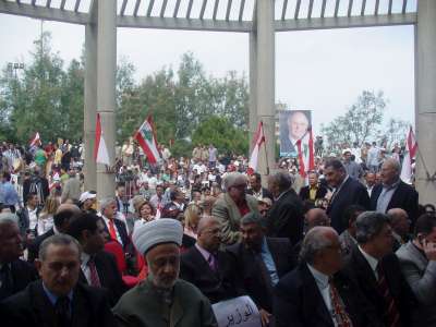 خلال المهرجان